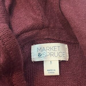 Market and Spruce hooded cable knit sweater